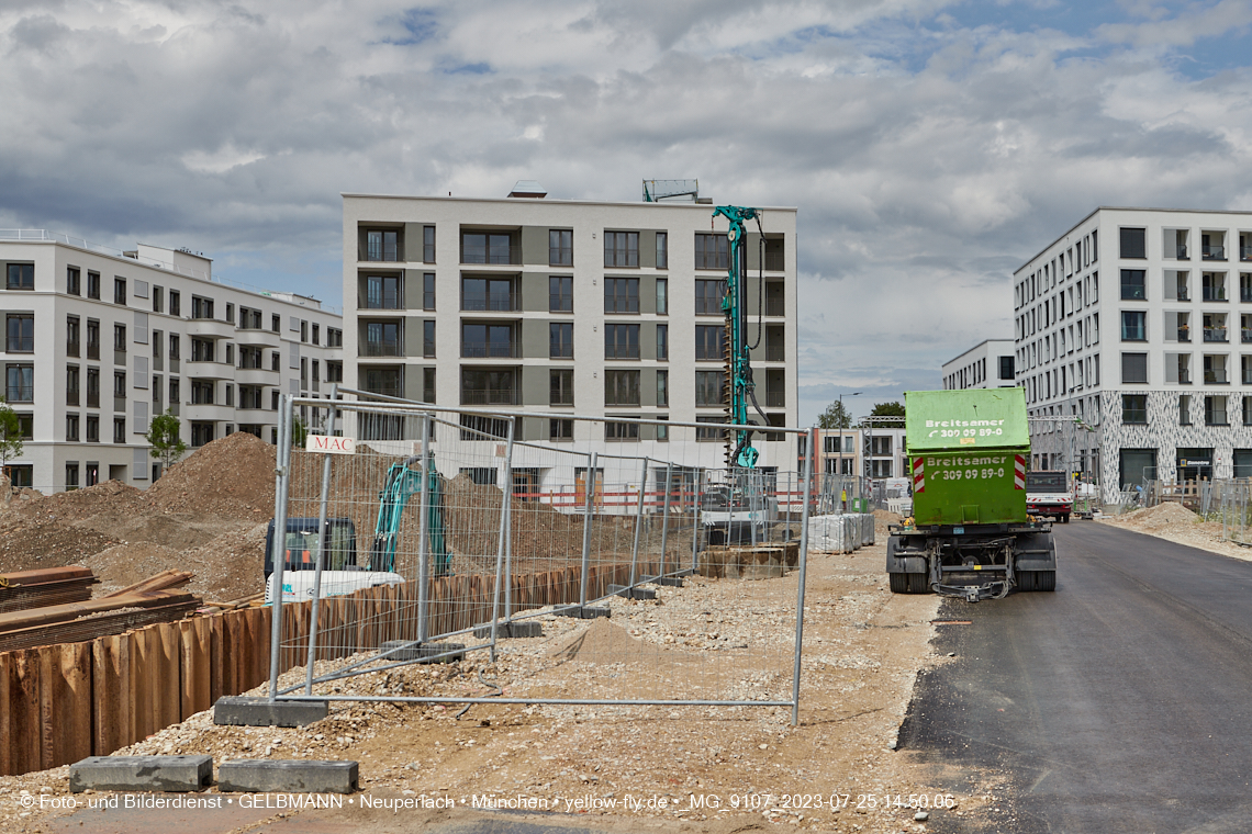 25.07.2023 - Rundgang im Alexisquartier in Neuperlach